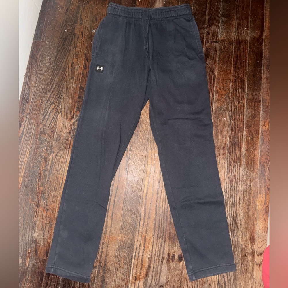 Black Under Armour joggers. Used. Size Small